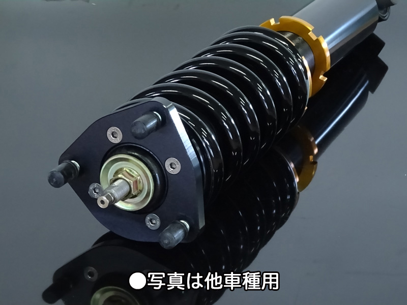 リアアッパーマウント